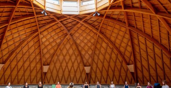 Meditation Retreats in North America