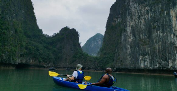 3 Mesmerizing Kayaking and Water Outings in Asia